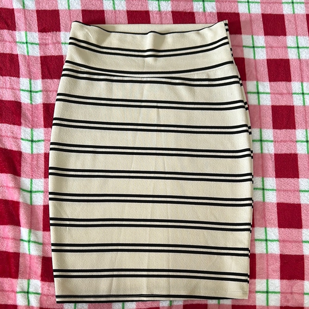 Lularoe white skirt with skinny black stripes